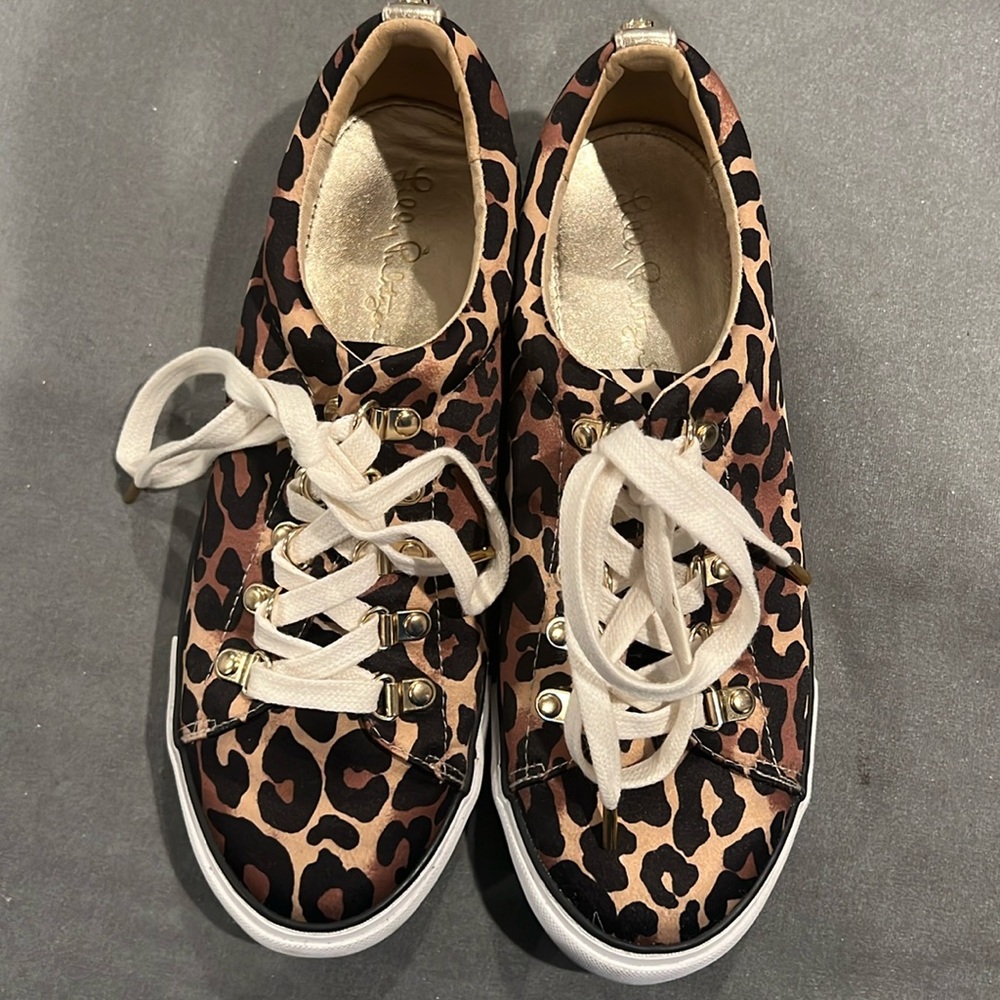 Lilly Pulitzer 8.5 women’s sneaker leopard EUC